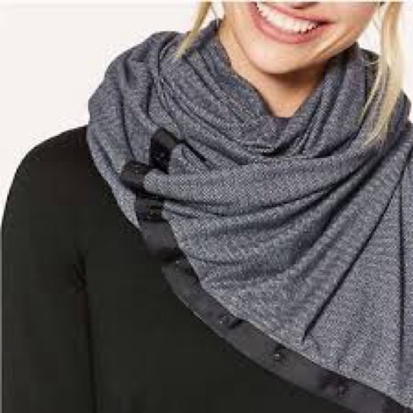 Lululemon Vinyasa Scarf - Picture 1 of 4